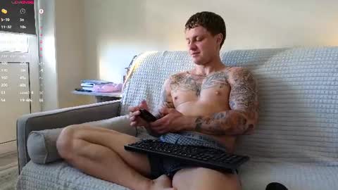 Snapshot of mike___magic chatting on 07.18.26 Mike Magic online show from 07.18.26