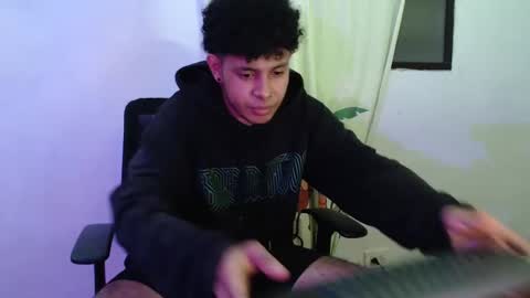 Snapshot of mikedick_420 chatting on 02.16.25 mikedick_420 online show from 02.16.25