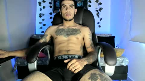 mikee_scooth online show from 09.16.25