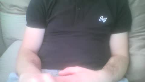 mikehockishuge9 online show from 10.11.25