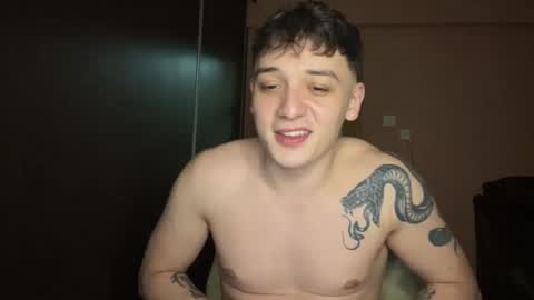 Snapshot of mikelaur chatting on 02.24.25 MikeLaur online show from 02.24.25