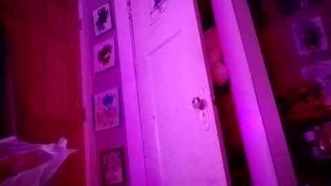 mikeoxhughes216 online show from 11.29.25