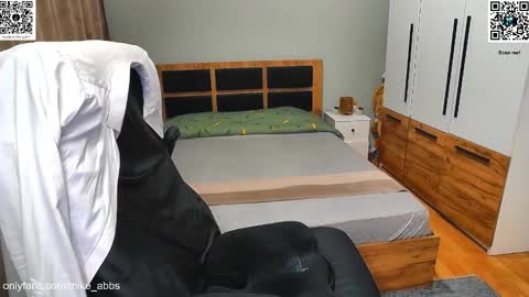 Mike    online show from 11.27.25