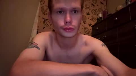 Snapshot of mikeswanston chatting on 10.04.25 Mike Swanston online show from 10.04.25