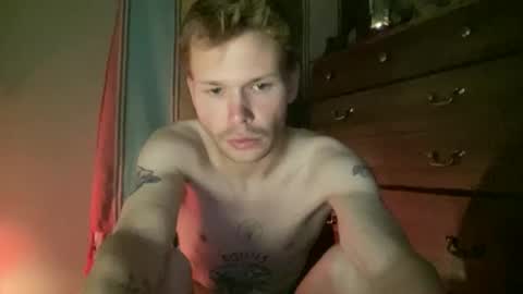 Snapshot of mikeswanston chatting on 10.21.25 Mike Swanston online show from 10.21.25