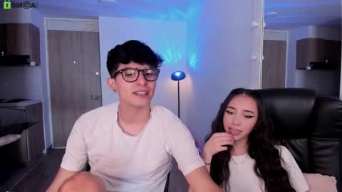 Snapshot of mikeyvioleta chatting on 02.09.26 VIOLETAMIKE online show from 02.09.26