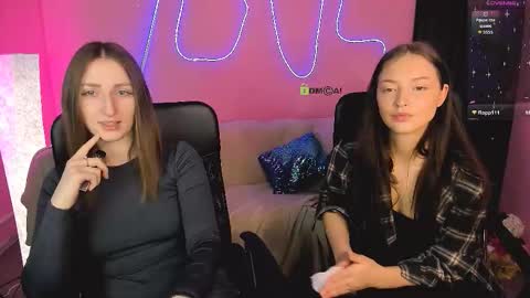 Snapshot of miki_nikki chatting on 03.05.26 Miki online show from 03.05.26