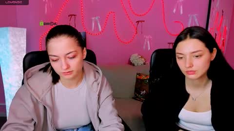 Snapshot of miki_nikki chatting on 03.24.26 Miki online show from 03.24.26
