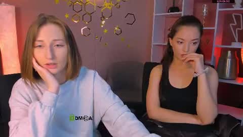 Snapshot of miki_nikki chatting on 06.18.26 Miki online show from 06.18.26