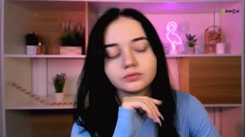 miki_ti online show from 12.14.25