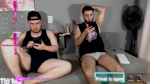 MIKI ENN ALEKS online show from 10.15.25