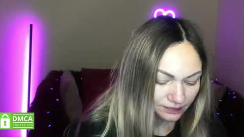 Snapshot of mikkey_mouse8 chatting on 01.06.26 Adalina online show from 01.06.26