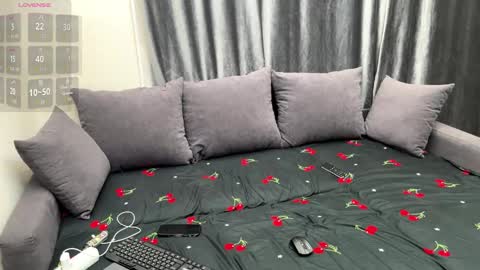 Snapshot of mikki_superstar chatting on 03.01.26 Mikki online show from 03.01.26