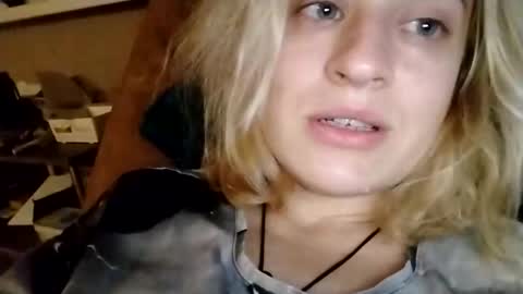 Mila 420 online show from 10.21.25