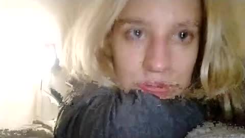 Mila 420 online show from 11.19.25