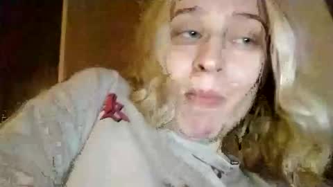 Mila 420 online show from 11.23.25