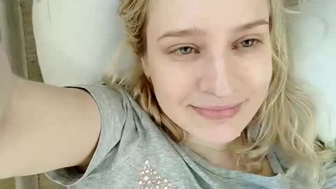 Mila 420 online show from 03.26.26