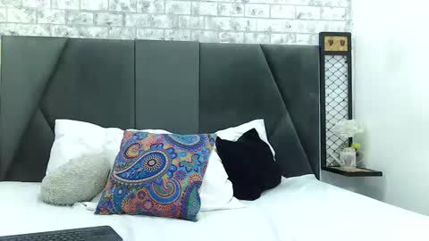 Snapshot of mila_adamss chatting on 02.09.25 mila_adamss online show from 02.09.25