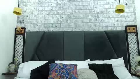 Snapshot of mila_adamss chatting on 02.20.25 mila_adamss online show from 02.20.25