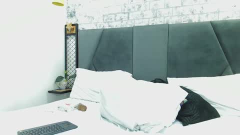 Snapshot of mila_adamss chatting on 03.12.25 mila_adamss online show from 03.12.25