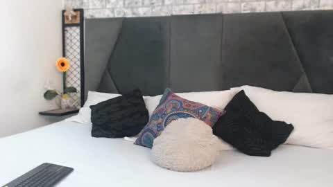 Snapshot of mila_adamss chatting on 10.05.25 mila_adamss online show from 10.05.25