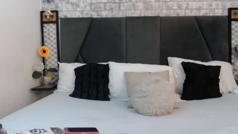 Snapshot of mila_adamss chatting on 10.31.25 mila_adamss online show from 10.31.25