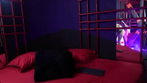 Mila and Nia  online show from 02.16.26