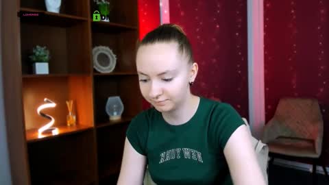 mila_glow online show from 12.02.25