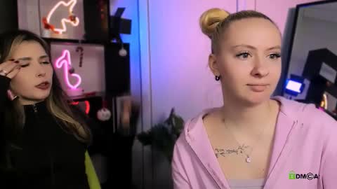 mila_glow online show from 01.13.26