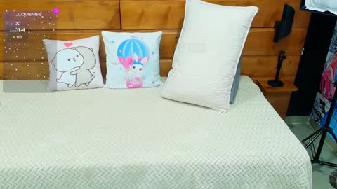 Milena  online show from 02.23.25