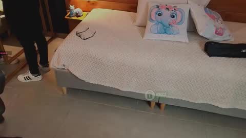 Milena  online show from 02.05.26