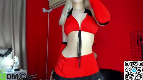 mila_kinor online show from 12.16.25