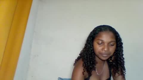 mila_lunah online show from 04.12.26