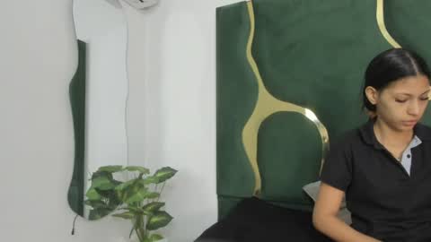 mila_petiteasm online show from 07.09.26