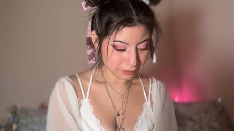 Mila online show from 01.15.26