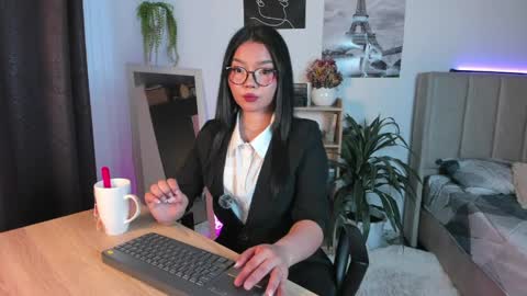 Mila online show from 05.19.26