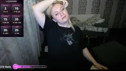 Snapshot of milabrenda chatting on 10.04.25 Mila online show from 10.04.25