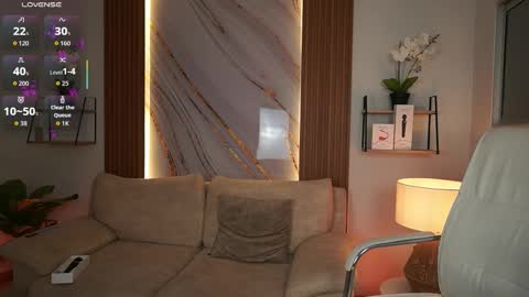 milacrave online show from 10.14.25