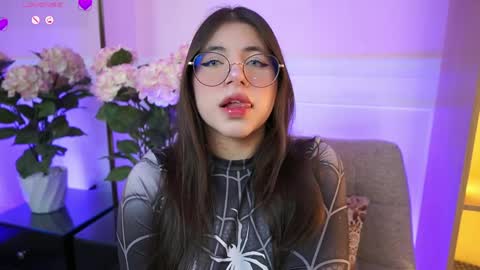 milacrave online show from 03.25.26