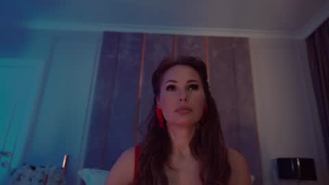        online show from 02.02.26