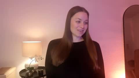 Snapshot of milafleur chatting on 01.31.25 Mila Fleur online show from 01.31.25