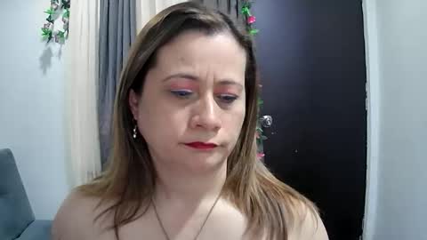 milagros_latin online show from 10.21.25