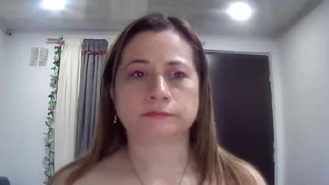 Snapshot of milagros_latin chatting on 11.02.25 milagros_latin online show from 11.02.25