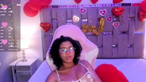 Snapshot of milahall__ chatting on 02.16.25 Milenna online show from 02.16.25