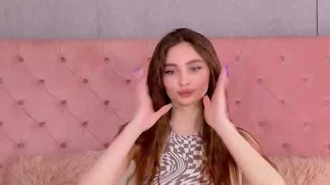 milalick online show from 04.15.26