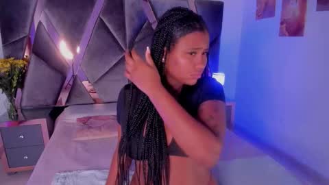 Milan  online show from 12.03.25