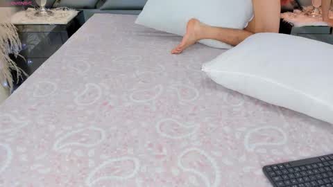 milan_lewiss online show from 01.14.26