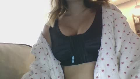 milana online show from 12.17.24