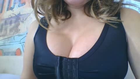 milana online show from 12.24.24