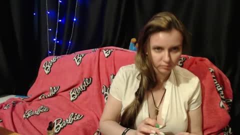 Snapshot of milana696969 chatting on 05.21.26 MilAna online show from 05.21.26